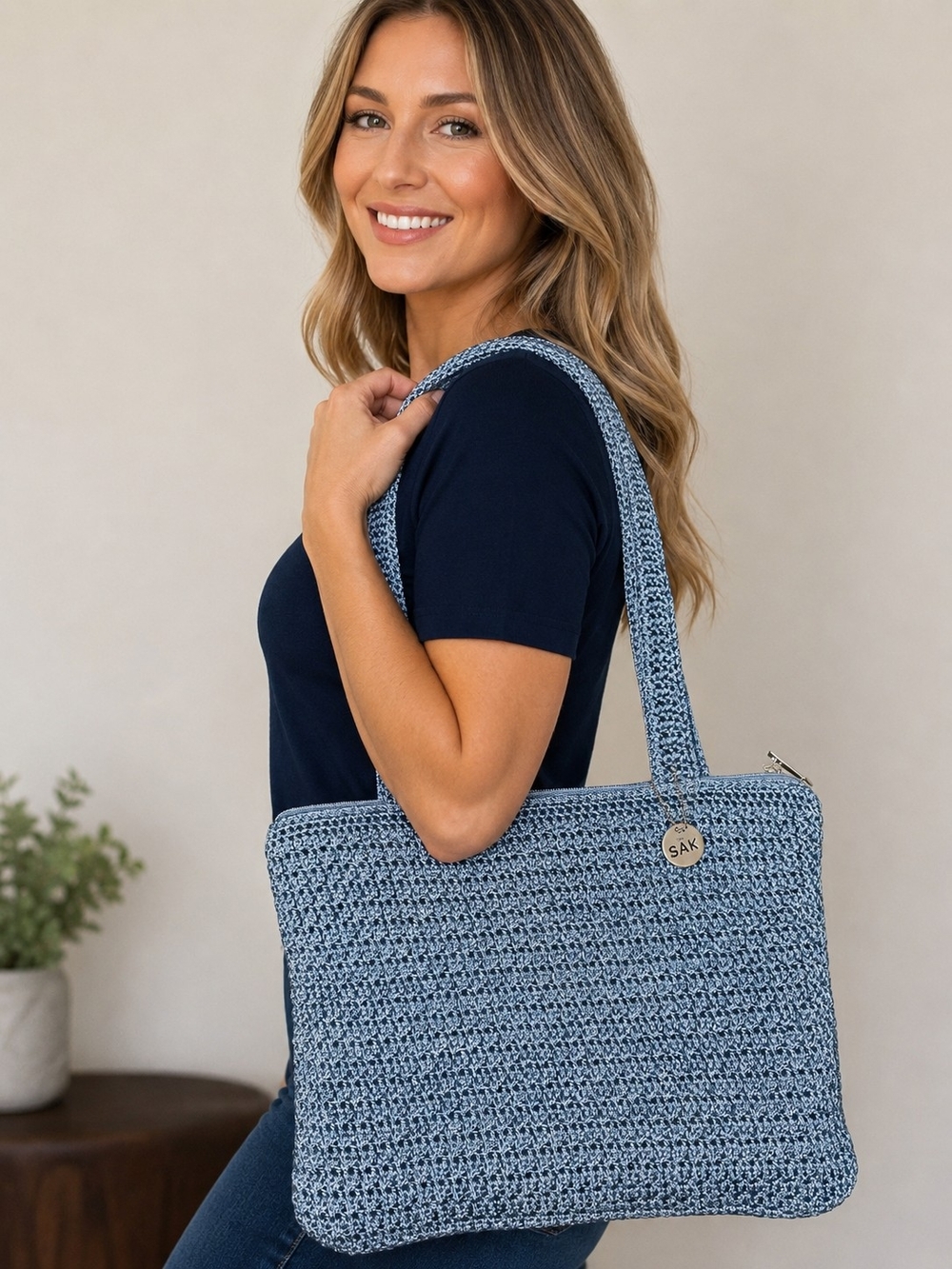 The Sak Woven Blue💙 Tote Bag with Top Zip, Like New Condition, 13.5" x 11" x 4"
